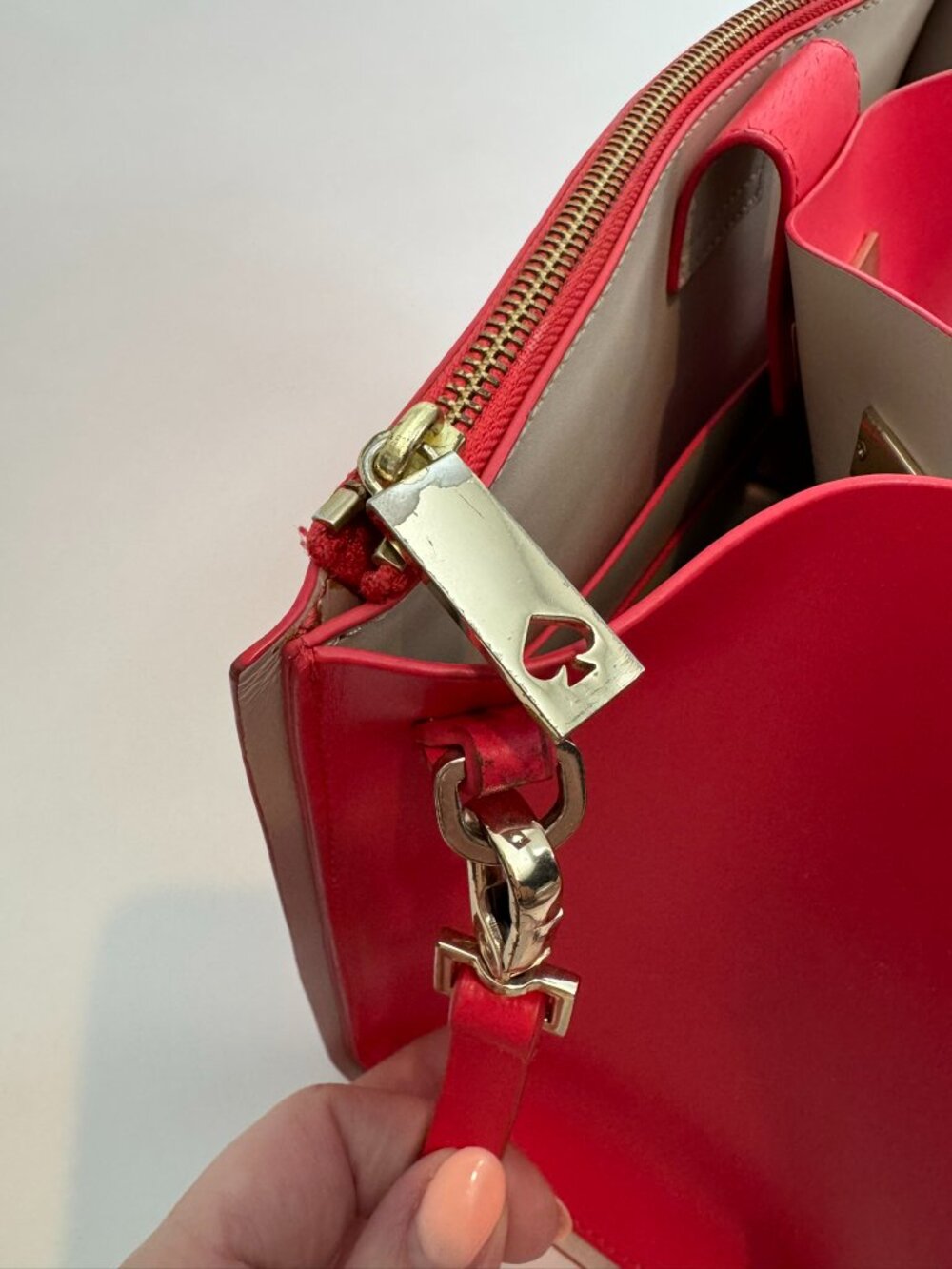 Kate Spade Geranium Red Smooth Leather Winged Shawn Satchel Crossbody Bag - Picture 4 of 5